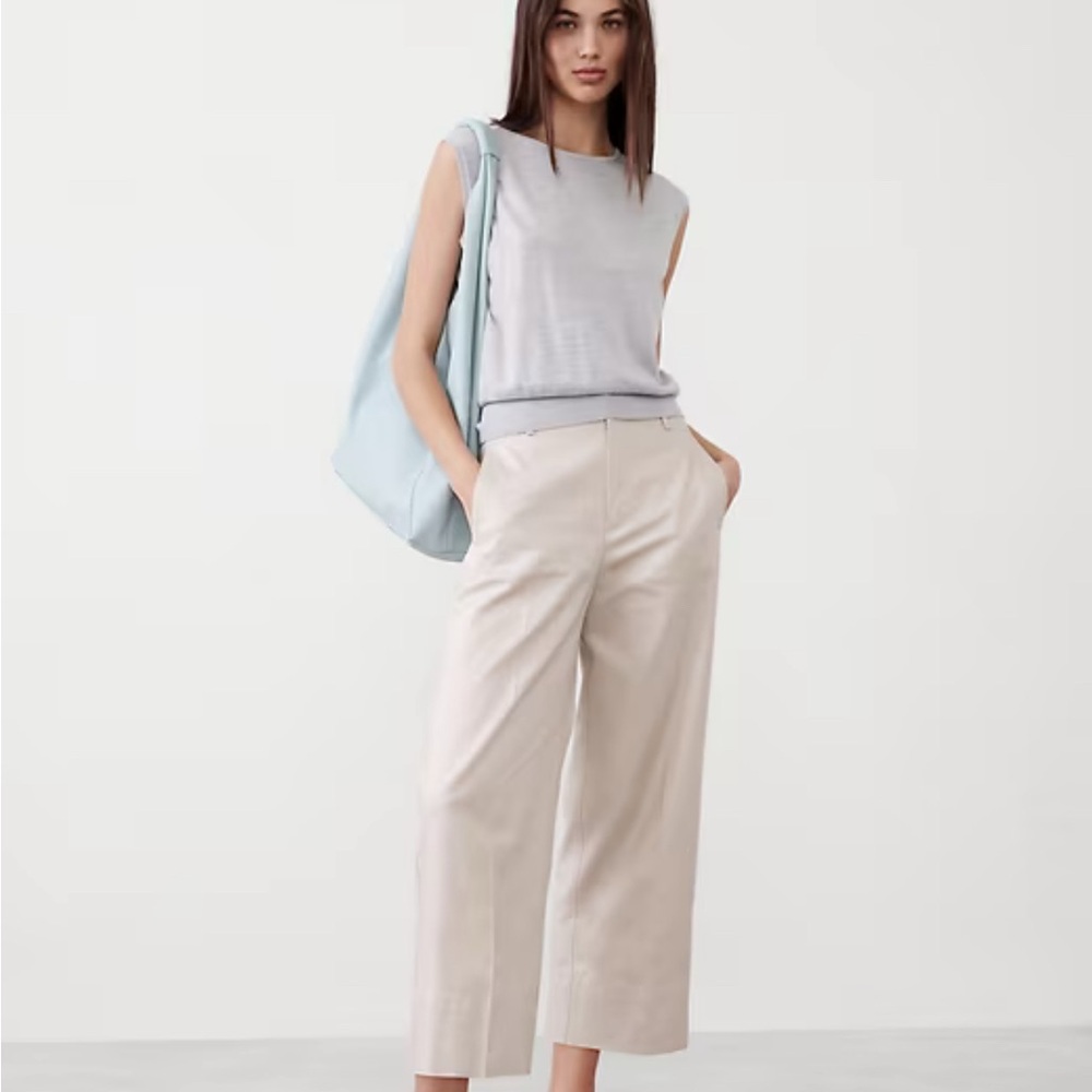 NWT Merino Wool Light Gray Sweater Top